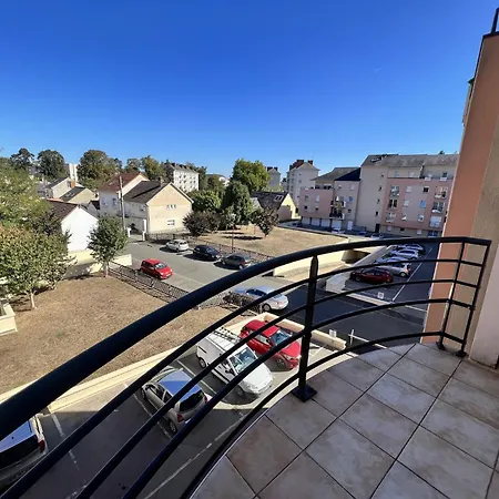 Appartement In Near Sarthe River