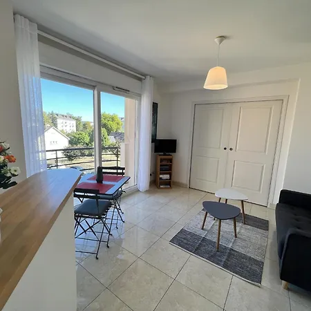 Appartement In Near Sarthe River